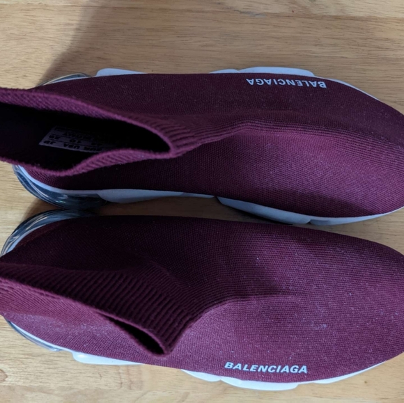 Shoes - Picture 4 of 5